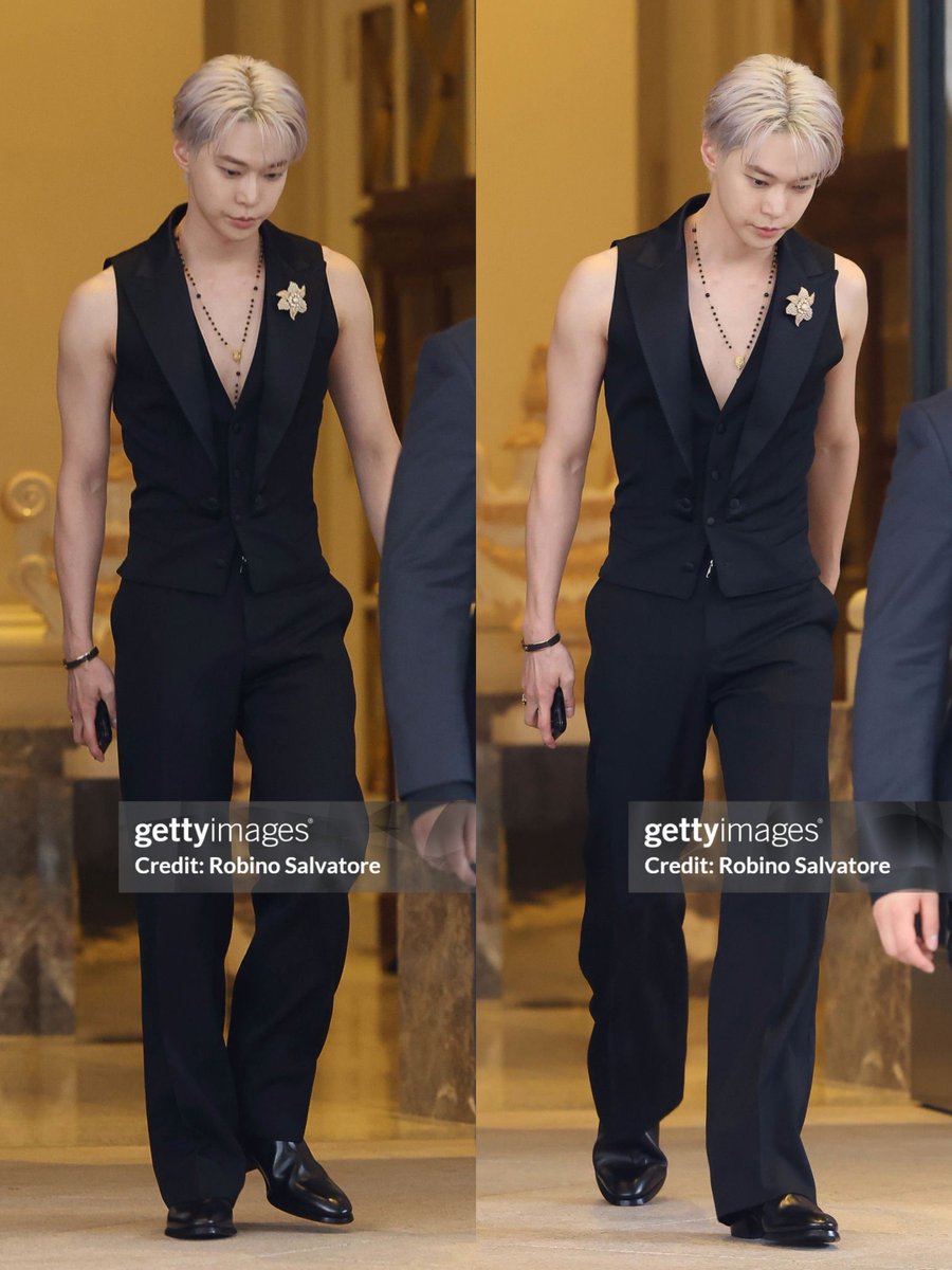 도영이 게티이미지 실화입니까

#DGSS25xDOYOUNG #DGxDOYOUNG #DGSS25
#도영 #DOYOUNG 
#dolcegabbana
<a href="/dolcegabbana/">Dolce & Gabbana</a>