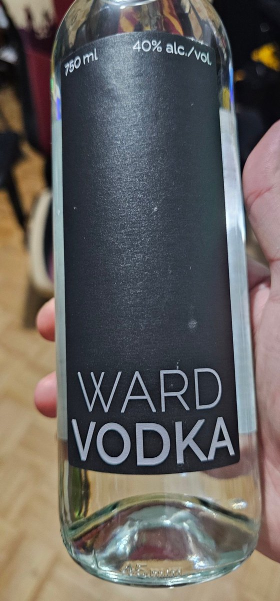 Même au NB on dla bonne vodka! <a href="/MikeWardca/">Mike Ward</a>