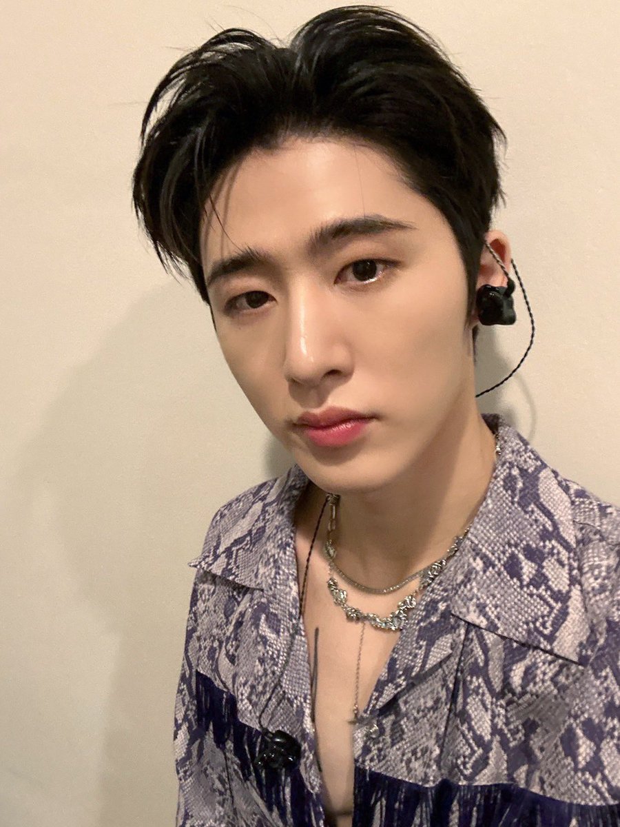 BI_131official's tweet photo. #bcut HYPE UP in JAKARTA
Terima kasih Jakarta sudah berbagi waktu yang menyenangkan bersama-sama🥰
오늘도 🆔와 함께여서 행복했어요! https://t.co/XUG8f6wvXL