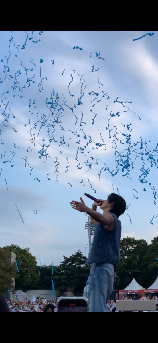 작년 너의 첫 페스티벌도 함께했는데 같은 장소에서 더 성장한 너를 보는 게 너무 행복했어
사랑해 임창균씨 진짜 많이 사랑해