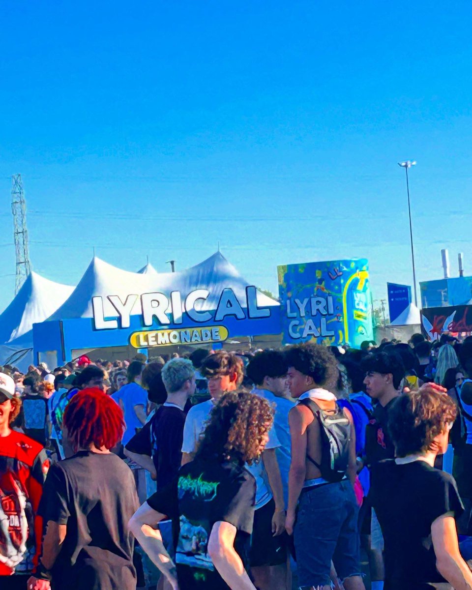 jaylenector's tweet image. Lyrical Lemonade Summer Smash