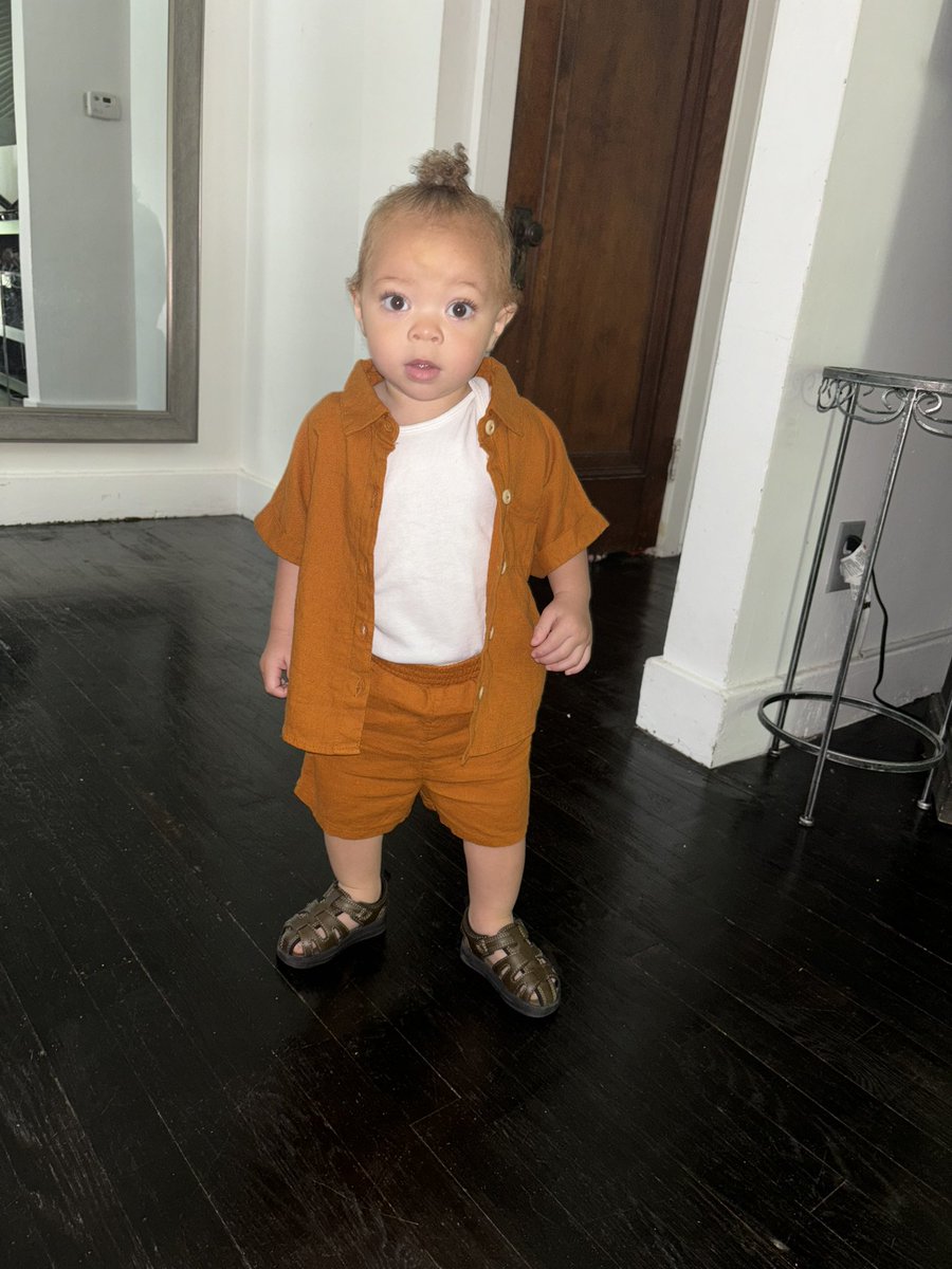 Debbie_Vanity's tweet photo. Hey God, just wanted to thank you for bringing my mom back to me through my baby boy 🥰🌎👶🏼 you work so mysteriously🥹  the skin color, the natural orange/blonde hair color. Like wow #RIPmom #twins #gingerheads https://t.co/AJDSj0uC02