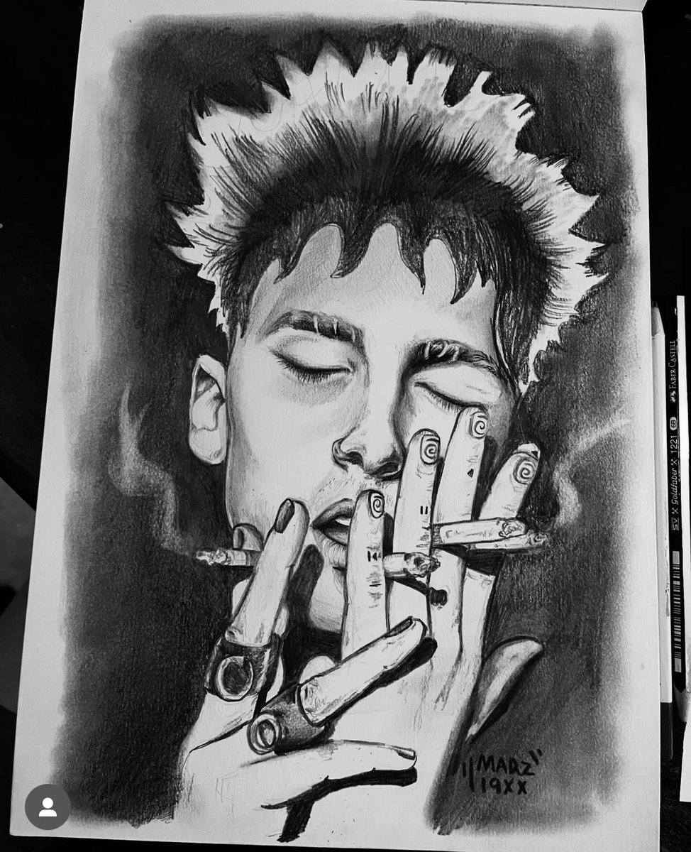 Marz19X's tweet photo. Sometimes i forget that I have Twitter 🤷🏻♀️ anyways!
@machinegunkelly I made a drawing of you *again* 😏
#mgk #machinegunkelly #colsonbaker #est #estfam https://t.co/SEKK6hOccq