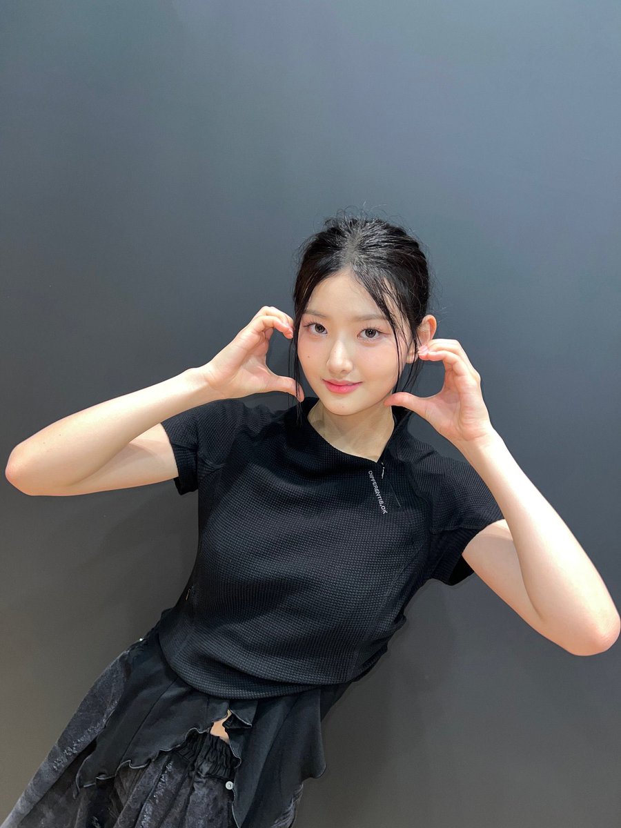 おめでとう素敵な1年になりますように可愛い可愛い猫ちゃん😭😭💕💕💕💕

#HAPPY_KELLY_DAY #켈리 #KELLY
#배드빌런 #BADVILLAIN