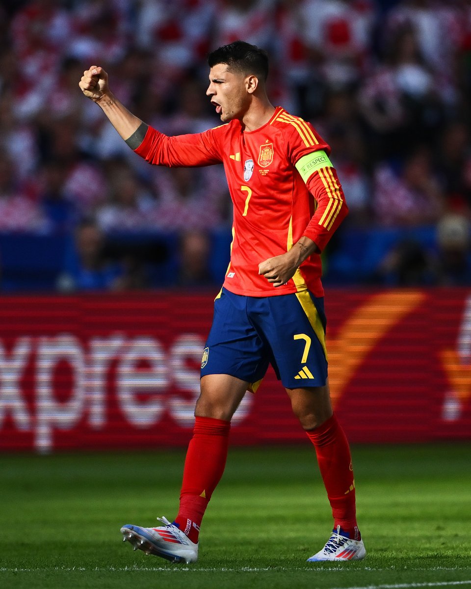 UEFAEURO's tweet photo. 🇪🇸 Morata with composure to open the scoring 💪

#EURO2024 | #ESPCRO https://t.co/XsWnicOPj6