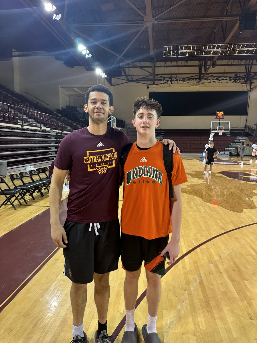 Joe Taylor (@joe_taylor24) on Twitter photo Thank you <a href="/CMUMensBBall/">CMU Men's Basketball</a> for todays elite camp. It was great to meet <a href="/HunterHarding13/">Hunter Harding</a> and play on his team. Thank you to coaches <a href="/coach_niz/">Hassan Nizam</a> <a href="/CoachMcMillian1/">Chris McMillian M.E., CSCS ⭐️</a> for the opportunity and conversations #FireUpChips
<a href="/IndianaElite/">Indiana Elite</a> <a href="/CoachBasye22/">Jordan Basye</a> <a href="/IndyRob8/">Rob Hoover</a> <a href="/RoncalliHoops/">Roncalli Basketball</a> <a href="/jaminwernke/">Jamin Wernke</a> Thank you <a href="/CMUMensBBall/">CMU Men's Basketball</a> for todays elite camp. It was great to meet <a href="/HunterHarding13/">Hunter Harding</a> and play on his team. Thank you to coaches <a href="/coach_niz/">Hassan Nizam</a> <a href="/CoachMcMillian1/">Chris McMillian M.E., CSCS ⭐️</a> for the opportunity and conversations #FireUpChips
<a href="/IndianaElite/">Indiana Elite</a> <a href="/CoachBasye22/">Jordan Basye</a> <a href="/IndyRob8/">Rob Hoover</a> <a href="/RoncalliHoops/">Roncalli Basketball</a> <a href="/jaminwernke/">Jamin Wernke</a>