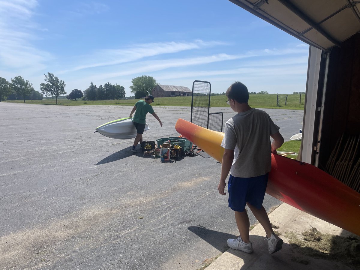 RHulse11's tweet image. Captains project #4 underway! Lancers will have great leadership this season! #FAMILY #1stLord2ndTeam