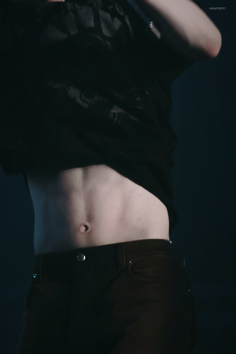 sasafor_txt's tweet photo. #TXT 240615 위버스콘 수빈🐰
#수빈 https://t.co/Tsbo2pD5Rt