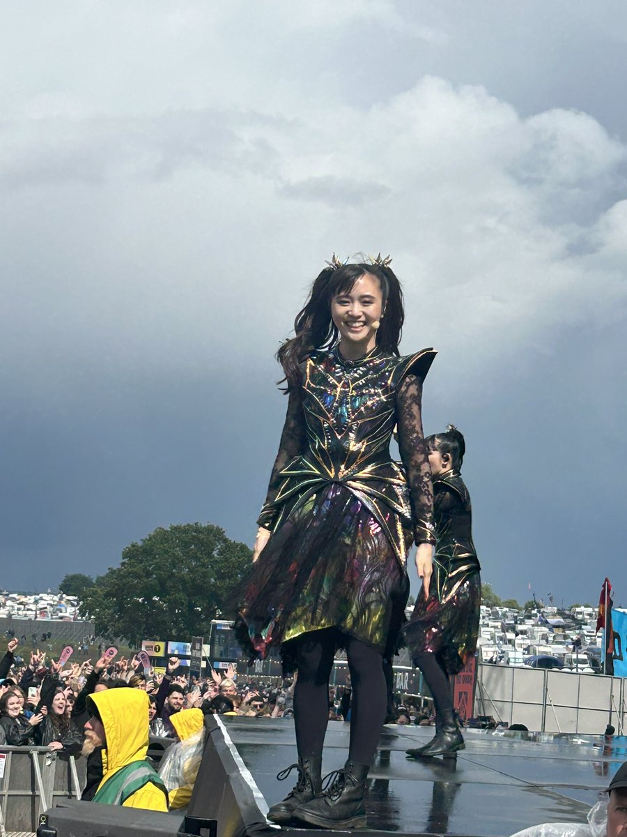 Moa loves the Download Crowd no matter what! #BABYMETAL #DOWNLOAD