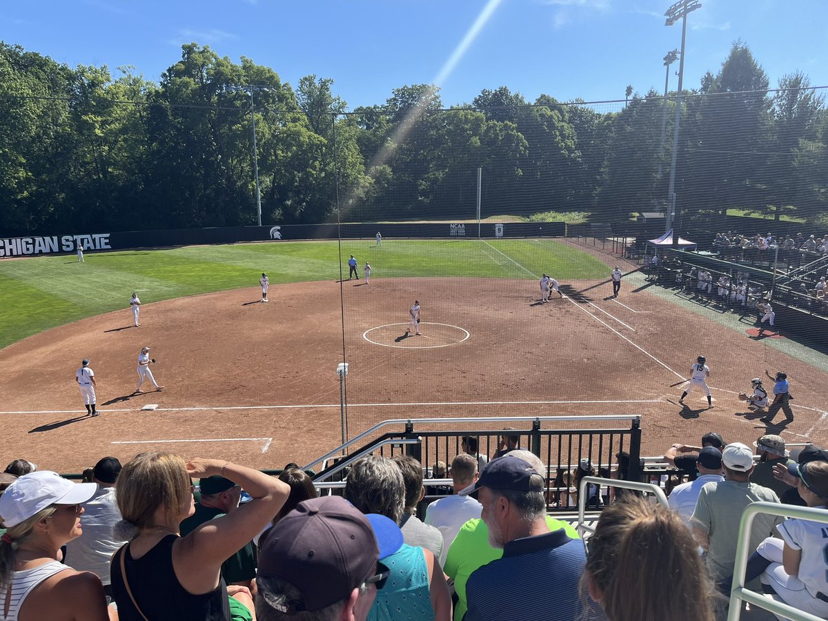 Adam Weldon tweet media