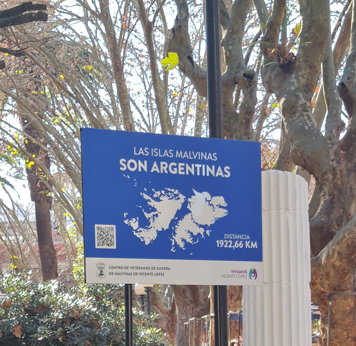 Alejandroati's tweet image. Reconocimiento y reivindicación a nuestros Veteranos de la gesta de Malvinas, Plaza Vicente López y Planes. @soledadmartinez @facucarrillo Katia Seguín