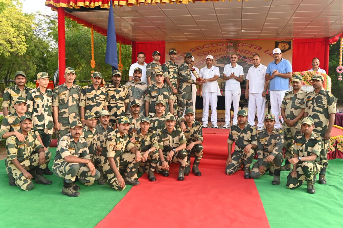 BSF_Gujarat's tweet photo. On 15/06/2024, closing ceremony of the Inter Sector Commando Competition was held at @BSF_India, Gandhinagar campus. Commando team of Gandhinagar Sector emerged Champions 🏆 whereas Bhuj Sector was declared Runner-up.
#BSFCommando
#CommandoTraining
#TacticalExcellence https://t.co/E3JE4o2Nex