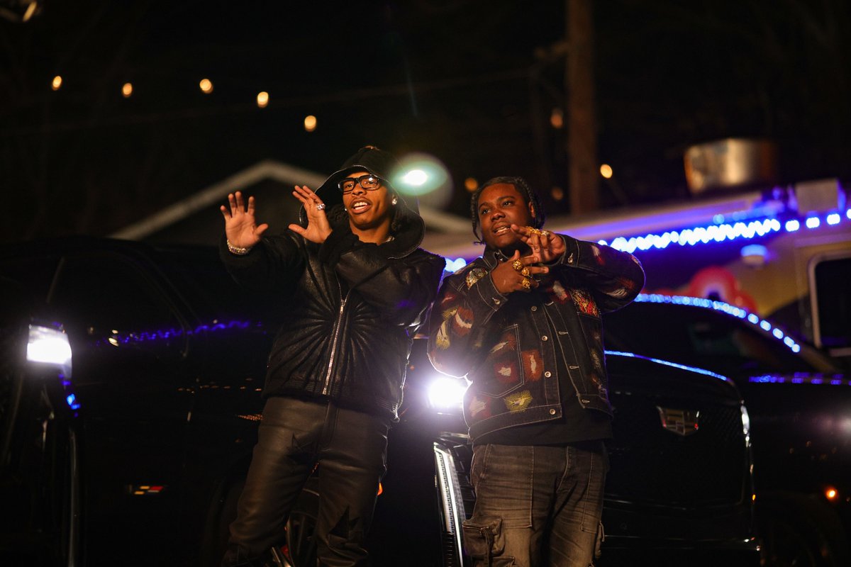 .<a href="/byronmessia_/">Byron Messia 🇰🇳</a> teams up with <a href="/lilbaby4PF/">Lil Baby</a> for "Choppa"‼️ Listen now on Today’s Dancehall: pandora.app.link/U0WLuayypKb