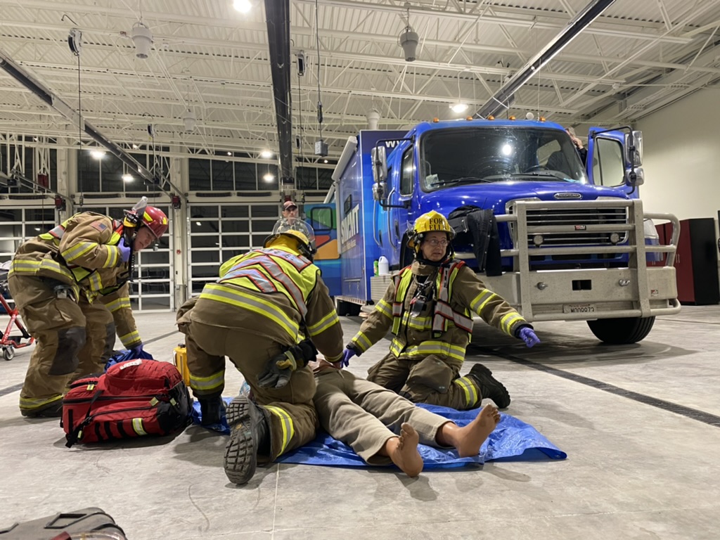 SIM_MONTANA's tweet photo. Behind every simulation is a commitment to better patient outcomes. Our team is dedicated to making a positive impact on healthcare, one training session at a time. Here's to the relentless pursuit of excellence! 

🌟 #SimulationInHealthcare #PatientFirst #TeamInAction https://t.co/Qw9ssmpwcv