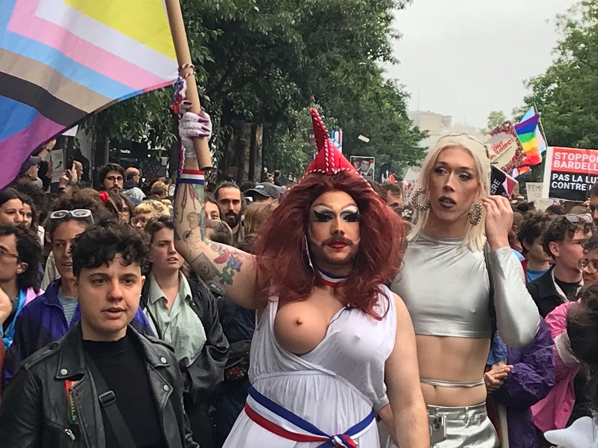 louvrepourtous tweet picture