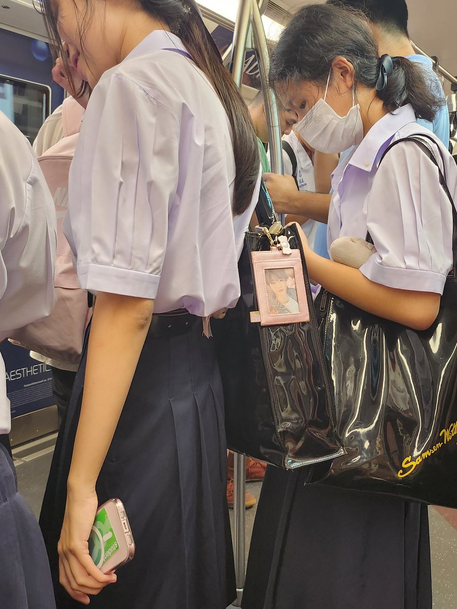 GenkiJelly's tweet photo. subway～ https://t.co/MaIhBDoSYs