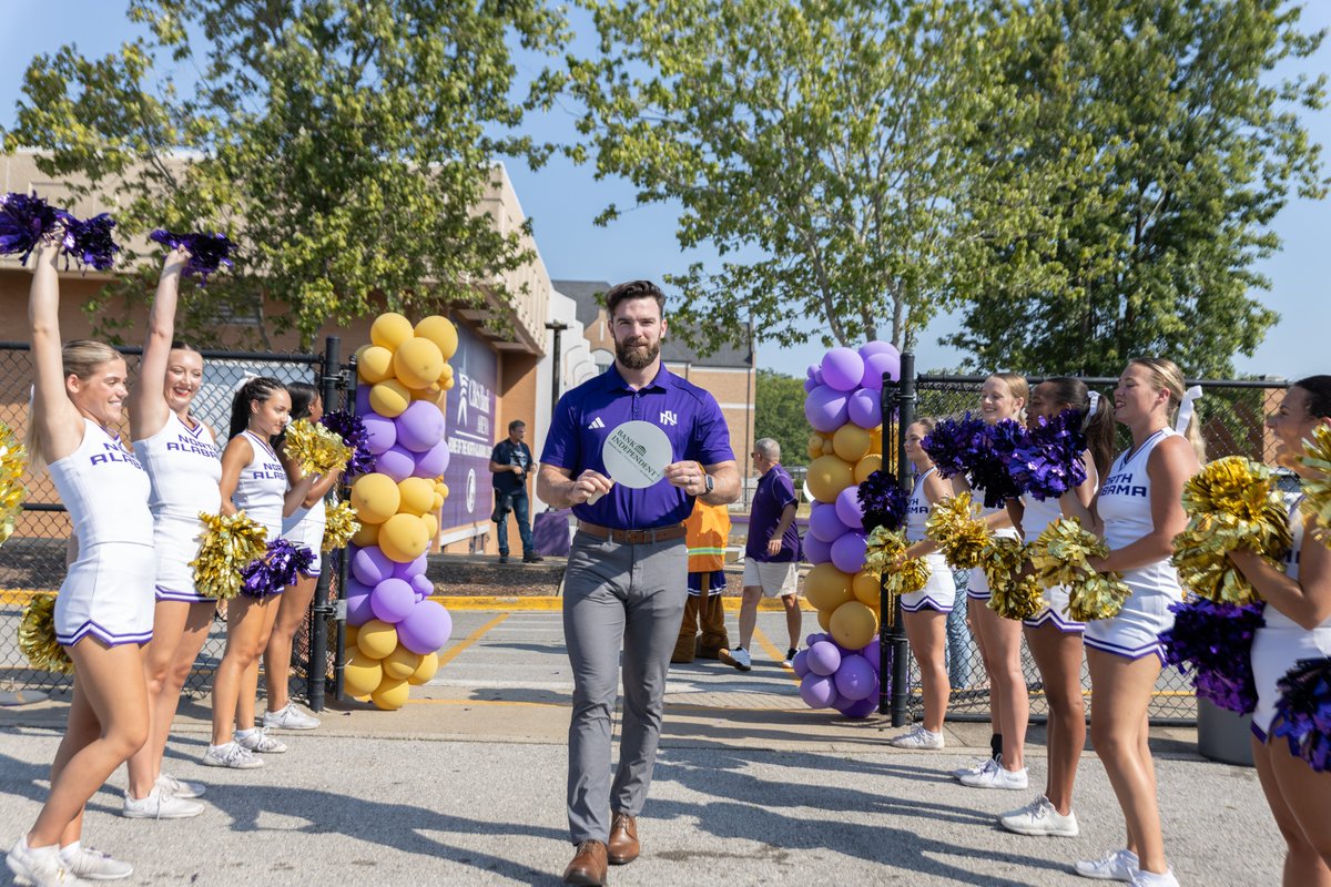 It was like 🦁 GameDay in June!!
<a href="/Unapercussion/">UNA Percussion</a> &amp; <a href="/UNACheerleading/">North Alabama Cheerleading</a> brought the 🔥🔋🧃⚡️ #RaiseTheROAR