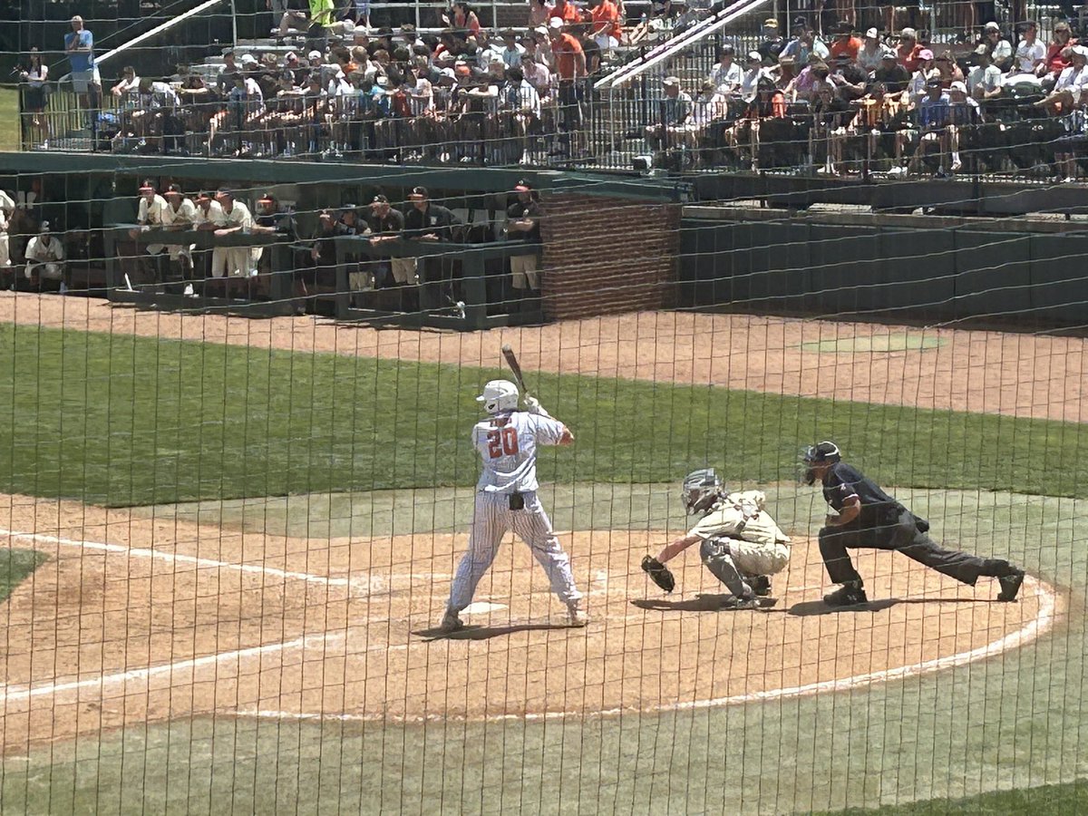 Headed to the bottom of the 6th. The Mustangs still lead Rice 2-1