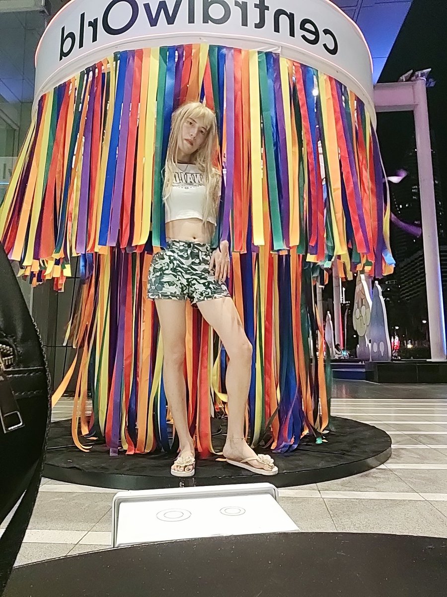GenkiJelly's tweet photo. Rainbow city🌈
Write down my words.

#les #Trans #thai #PrideThailand #prideflag https://t.co/MRTyP2P4Zv
