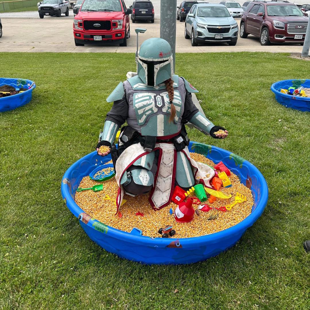 In Nebraska, we’re more than just the “corn people” …but Ca’Senaar knows stereotypes exist for a reason. 

#mmcc #mandomercs #nvc2024 #thisisourway