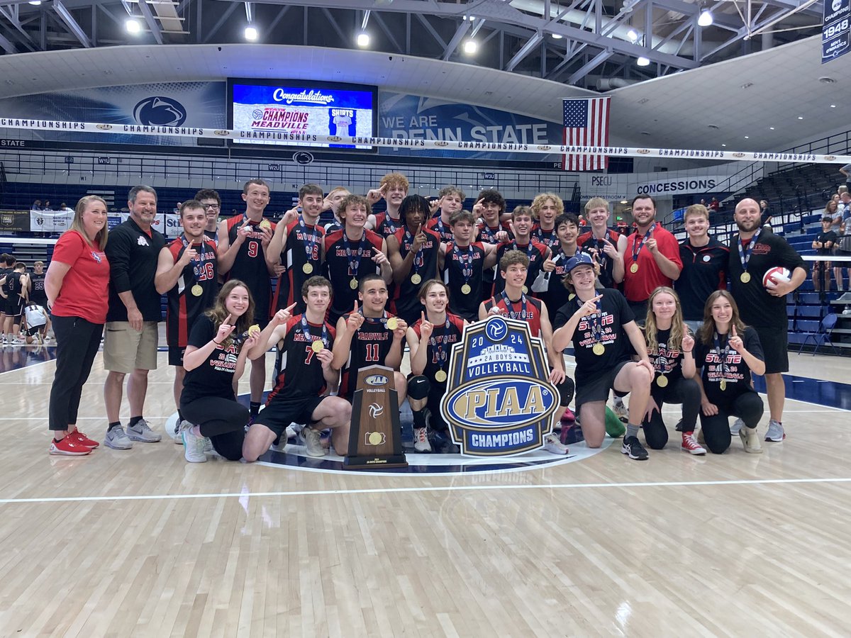Your 2024 PIAA Class 2A boys volleyball champions, the Meadville Bulldogs.