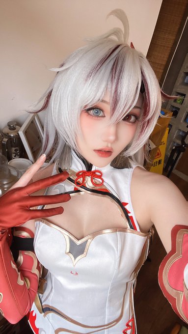 Twitterのコスプレ画像2