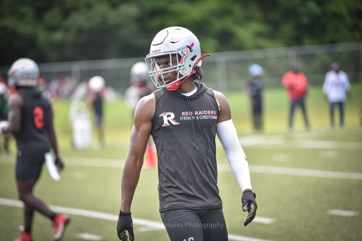 Jamarkcus1's tweet photo. Grinding……. c/o 2026👀 https://t.co/CycWApXeg8
