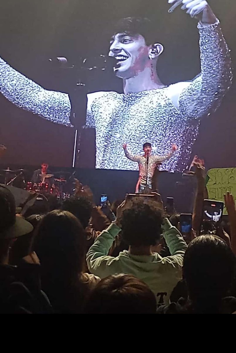 𝗻𝗶𝗻𝘂𝘂 ! tweet media