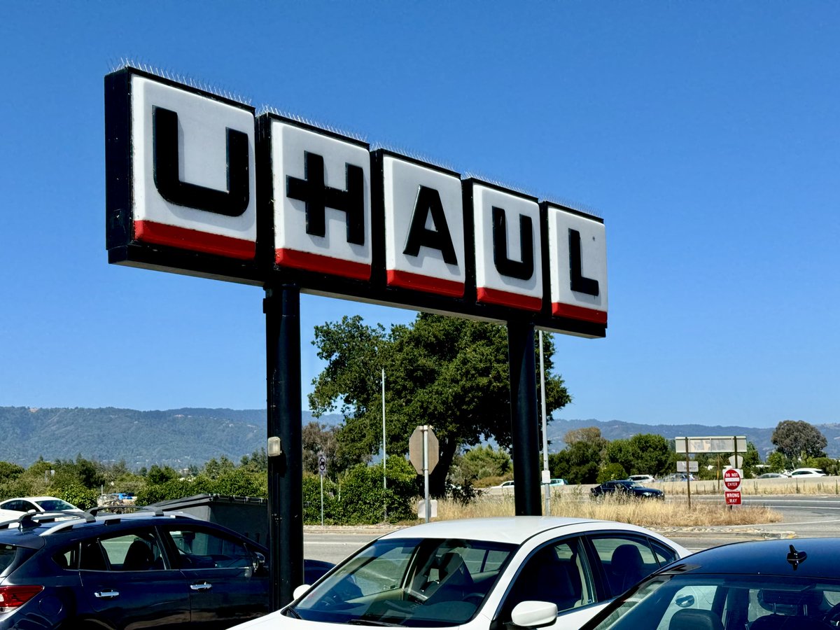 #WWDC isn't truly over for me until I return the JDBP roadie van.

Thank you to everyone who came out to the show and my Week In Review talk at <a href="/omt_conf/">One More Thing Conference</a>!

It was great having a chance to talk to folks this week—safe travels if you haven't already made it back home!