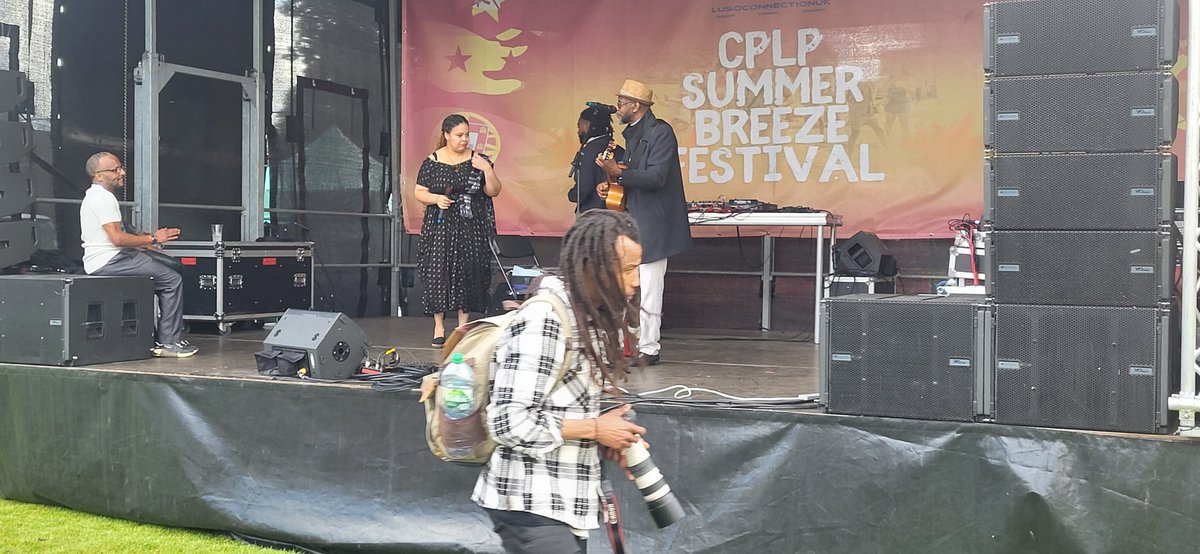 Amazing CPLP Summer Breeze Festival in Ordsall Park today showcasing Portuguese Culture,delicious food,music and art.Well done <a href="/LCUKCIC/">Lusoconnectionuk CIC</a>