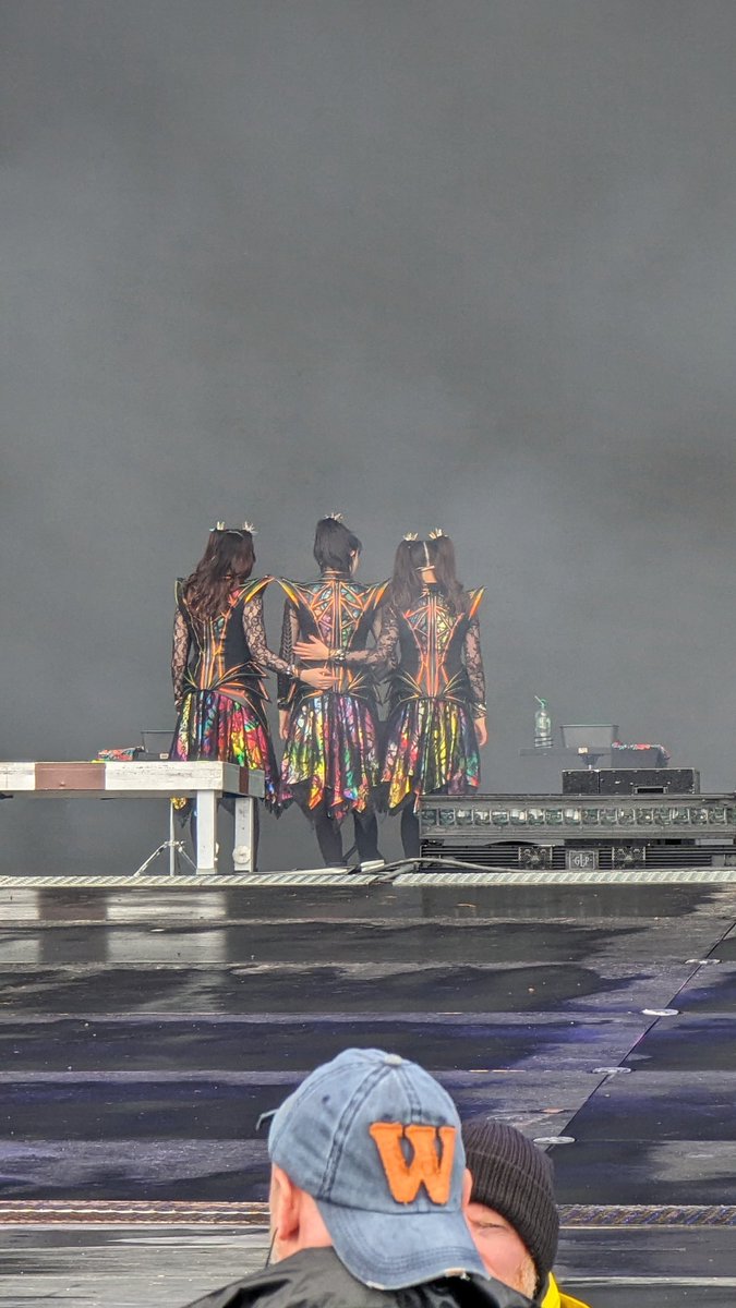 Christianmeta12's tweet photo. @BABYMETAL_JAPAN @DownloadFest No need to apologise. It was beyond your control. You have our backs, each others, and we yours.
Hope to see you come back to he UK soon! https://t.co/rfL7ZFmSn7