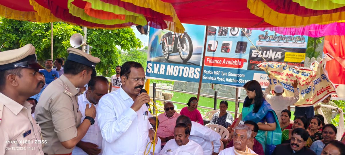 DrUstaad's tweet photo. Today participated in a protest rally held in Raichur against the organizations who is misguiding the people of the state regarding Article 371J and proper implementation of the same.
#Article371J https://t.co/Kv6BUZfl4M