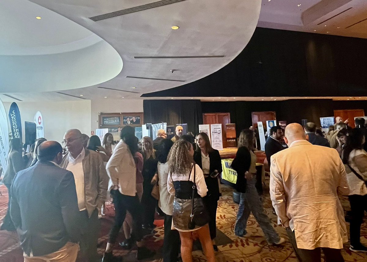 UruguayEmprendedor tweet media