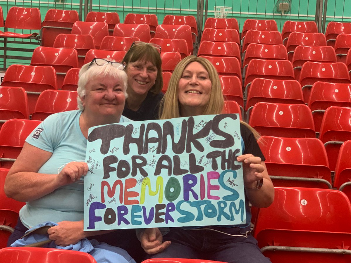 SuziByGaslight's tweet photo. And that's the end of an era!
@SurreyStorm come out on top.
It wasn't a comfortable swansong in the end. 
There'll be plenty of tears flowing tonight. All I can say is #ThanksForTheMemories and
#ForeverStorm 
I'm gonna miss you guys (my tonsils may enjoy the rest) 🩵🩵🩵🩵🩵💔 https://t.co/wObqkvLJE1