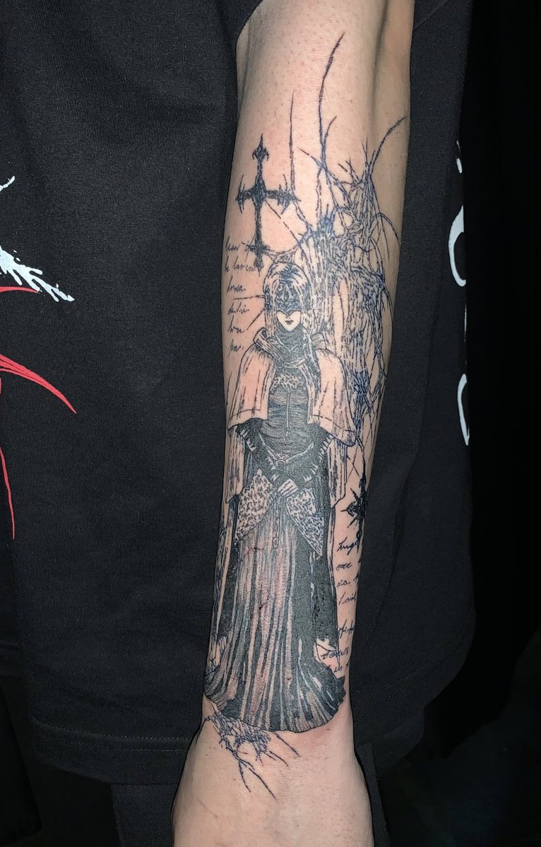 abduzzida's tweet image. dark souls  or  bloodborne ???