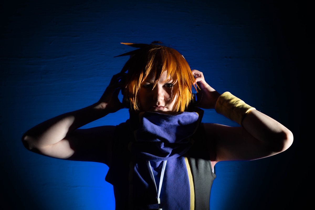 OHO! #desucon #kuvauspiste lauantai-ilta tarjosi päätähuimaavia irtiottoja todellisuudesta! Uskallatko edes klikata? conikuvat.fi/desucon-2024/k…