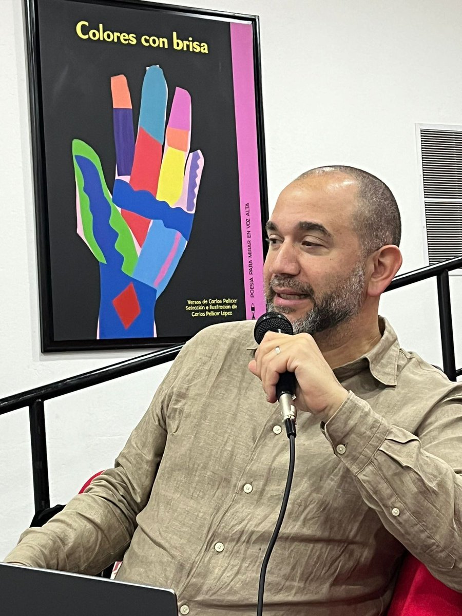 Junto con <a href="/_CLACSO/">CLACSO</a> y desde el espacio <a href="/FCEColombia/">Fondo de Cultura Económica - Colombia</a> hoy hemos podido profundizar en el análisis de la crisis democrática vinculado al aumento de la desigualdad. 

Una conversación imprescindible para el momento de cambio geopolítico en el cual nos encontramos.