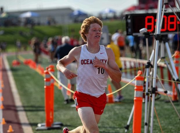 ocmxctf's tweet photo. Congratulations to Matt Hoffman for his 8th Place finish at Meet of Champions in the 3200 in a time of 9:22.33. Way to compete and leave it all out there! https://t.co/vfeFBXMPvm