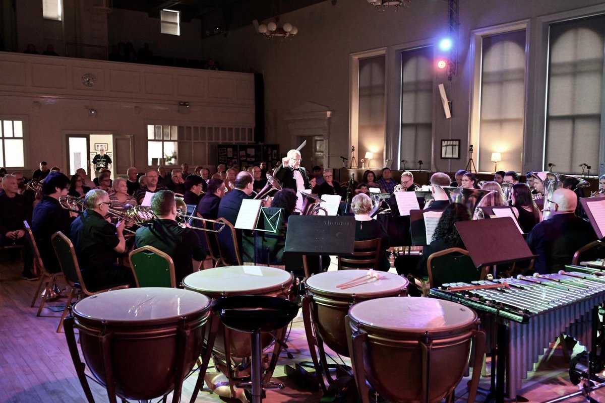 And we are off! BBCA President Russell Gray leading the @ecclesboroughband for tonight’s Gala concert some excellent playing in show! #BBCA #Maestro #ConductingComp2024 #Finals #ConductorsLeadFromTheFront #Yamaha