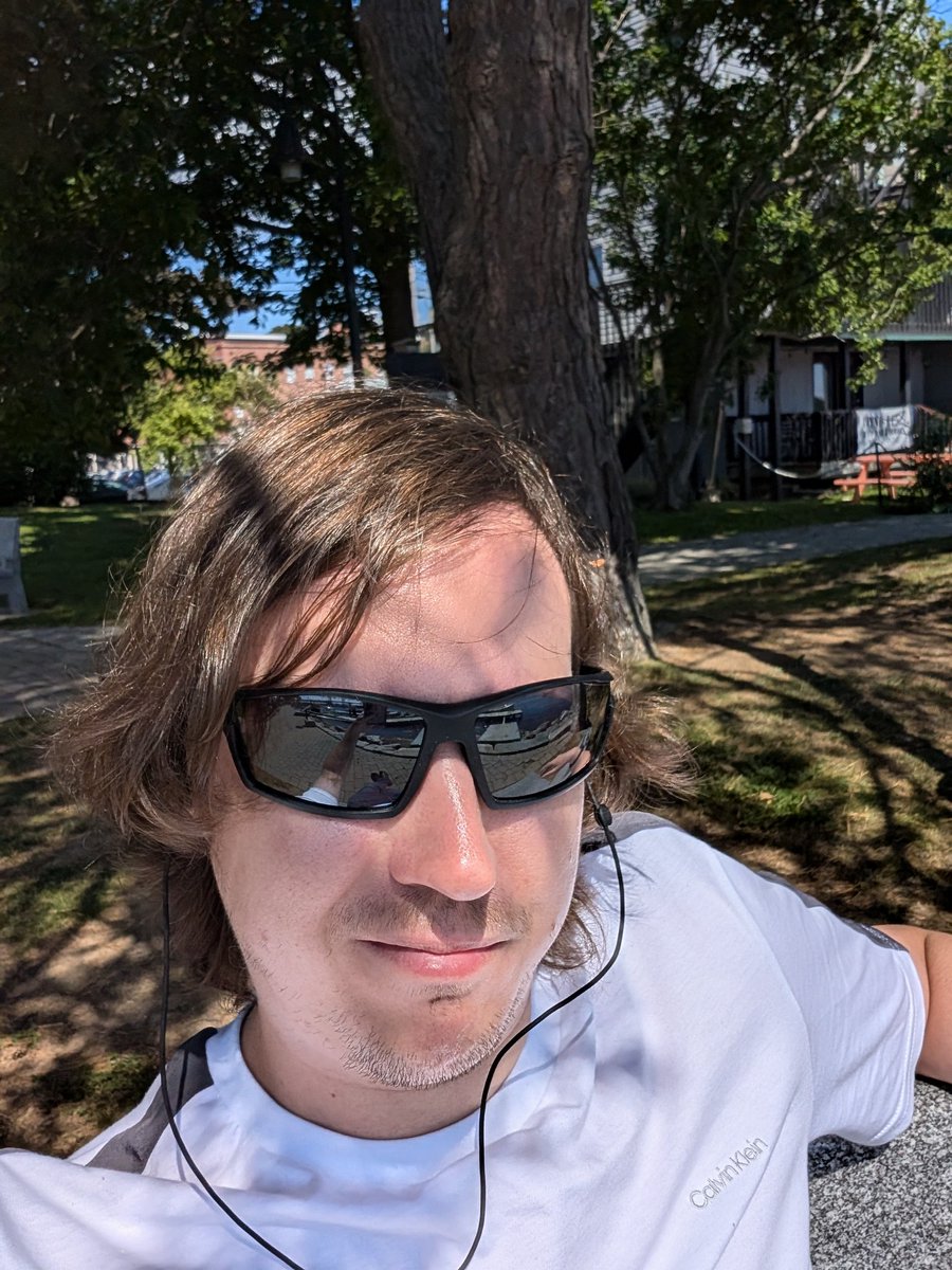 Ryan Larkin tweet media