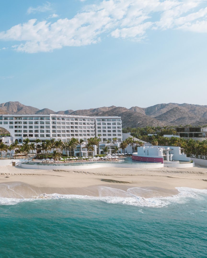 Discover #MarquisLosCabos from anywhere in the world. From our awe-inspiring lobby to our pristine pools, take a tour of all that awaits you with our virtual resort tour experience.

Visit bit.ly/MLCVirtualTour to start exploring.