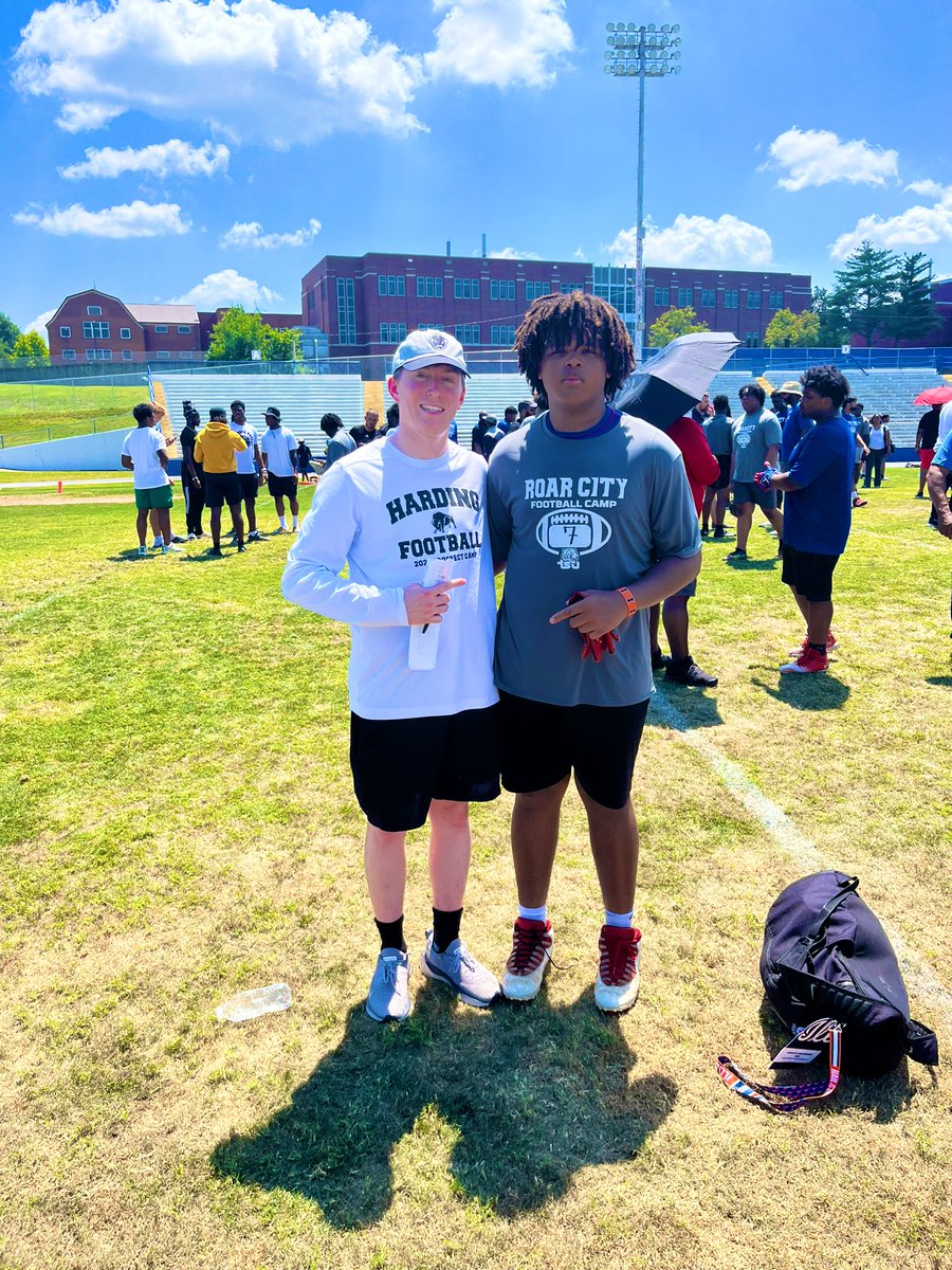 CortayvionR's tweet photo. Great work at @TSUTigersFB mega camp and great conversation with @Coach_Blah https://t.co/0FCIYQFJaF