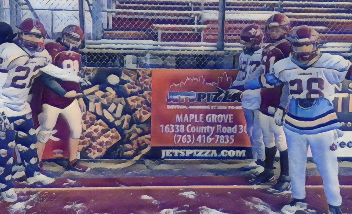 Crimsonfootball's tweet image. Thanks for the support @JetsPizza #maplegrove #pizza