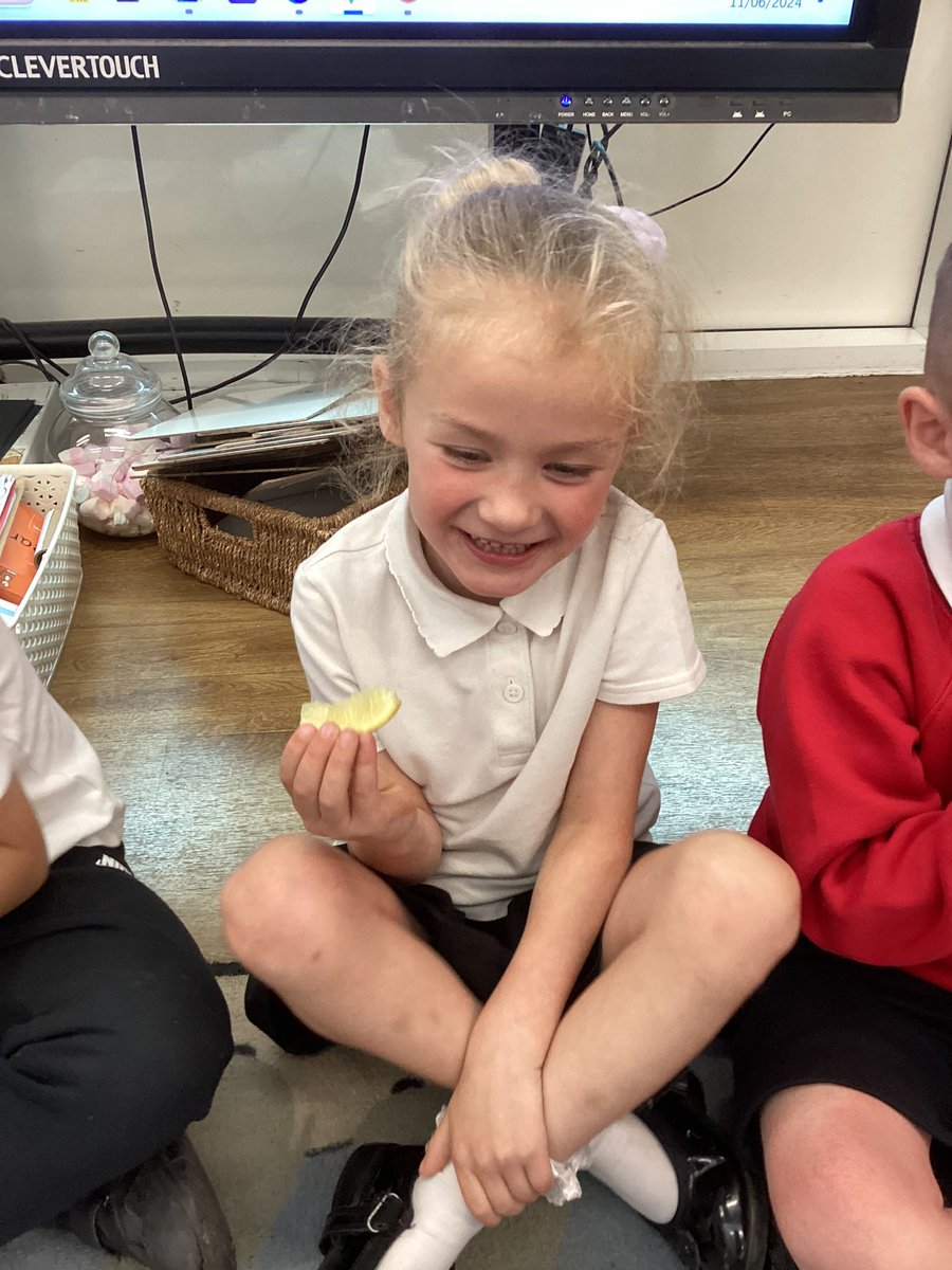 As part of our science topic we looked at the senses of the human body. We tasted different foods and decided if they were sour, sweet or salty. #harrowgateacademy #harrowgatestem