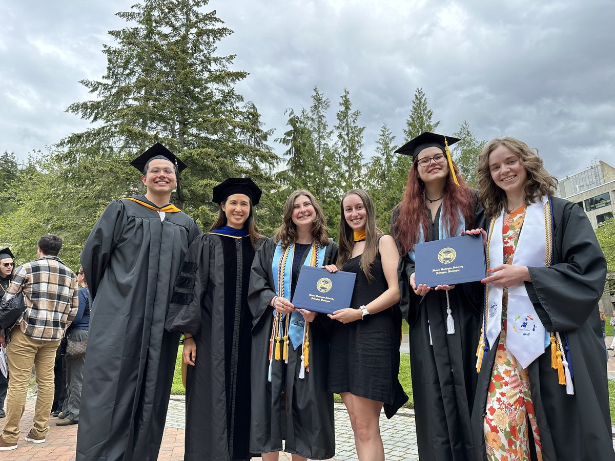 Dr. Suzanne R Lee (@suzannerlee) on Twitter photo Congrats graduates! I will miss this group of research students so much. <a href="/WWUResearch/">WWU Research</a> <a href="/wwu_bio_dept/">WWU Biology</a> <a href="/WWUChem/">WWU CHEM Department</a> <a href="/WWUGradSchool/">Michael Barr</a> Congrats graduates! I will miss this group of research students so much. <a href="/WWUResearch/">WWU Research</a> <a href="/wwu_bio_dept/">WWU Biology</a> <a href="/WWUChem/">WWU CHEM Department</a> <a href="/WWUGradSchool/">Michael Barr</a>