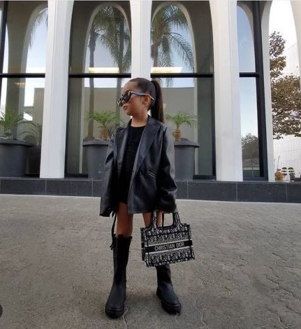 _caarloosgil's tweet image. alguna chica que quiera vestir así a nuestra hija!!??