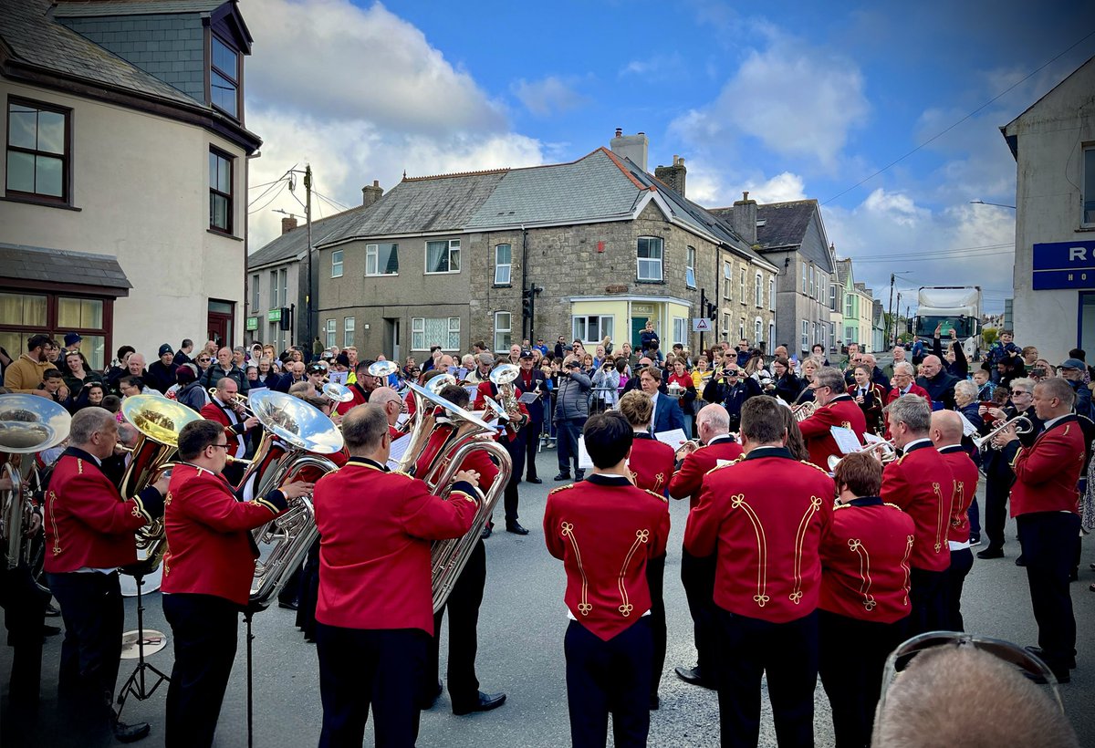 Association of Brass Band Adjudicators (@aobbaofficial) on Twitter photo The sun slowly goes down on the 98th West of England Bandsmenโs Festival in Cornwall where <a href="/CBondComposer/">Christopher Bond</a> has adjudicated today across seven sections.
๐ธ Winners of the Championship Section, <a href="/CamborneBand/">Camborne Town Band</a>, entertain the crowds in the square to conclude the day. The sun slowly goes down on the 98th West of England Bandsmenโs Festival in Cornwall where <a href="/CBondComposer/">Christopher Bond</a> has adjudicated today across seven sections.
๐ธ Winners of the Championship Section, <a href="/CamborneBand/">Camborne Town Band</a>, entertain the crowds in the square to conclude the day.
