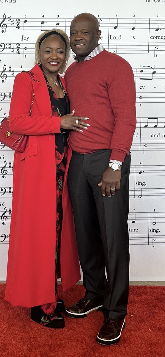 Iron_MikeMA's tweet image. Happy Anniversary ⁦@Marcheita1⁩. 39 yrs and counting! Couldn’t do it without you!!❤️