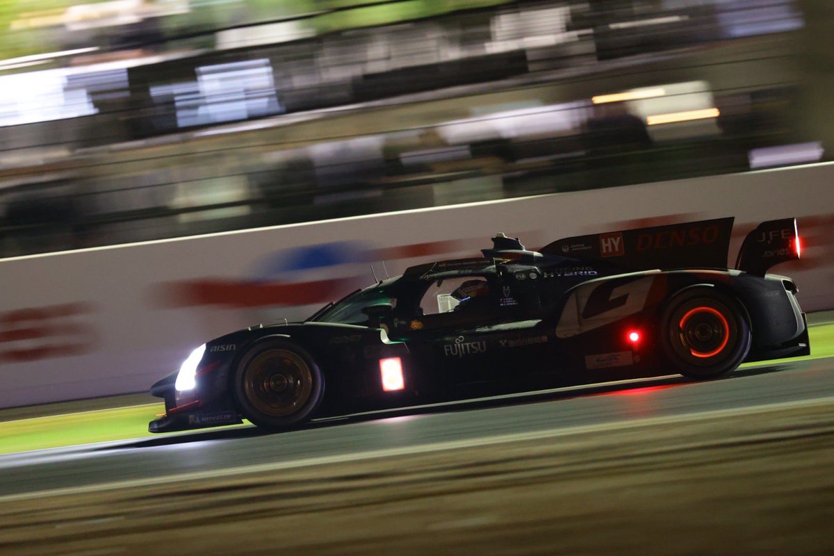 TOYOTA_GR's tweet photo. ル・マン24時間🏎️🇫🇷
10h経過

#GR010HYBRID🏎️ 変わらず、1-3!!!
8号車（ブエミ🇨🇭←亮🇯🇵） トップ←トップ
7号車（可夢偉🇯🇵←デ・フリース🇳🇱）3←3番手

#LexusRCFGT3🚗 2-4!!
87号車 クラス4←3番手
78号車 クラス2←9番手⤴️

#WECチャレンジプログラム
37号車（莉朋🇯🇵）クラス6←2番手

◢◤7号車オンボードLive配信◢◤
https://t.co/KSbnZNQdNw

◢◤8号車オンボードLive配信◢◤
https://t.co/MmjHD8KJ17

TGR ル・マン特設サイト
➡️ https://t.co/VJIUnkY5Ty

#TOYOTAGAZOORacing 
#LeMans24jp 
#WECjp