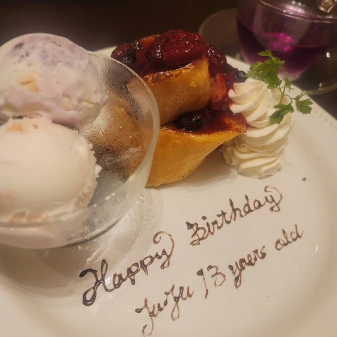 Twitterのコスプレ画像12